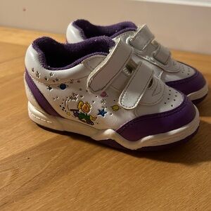 Vintage 80’s baby shoes